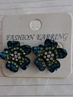 Green Rhinestone Flower EARRINGS NEW